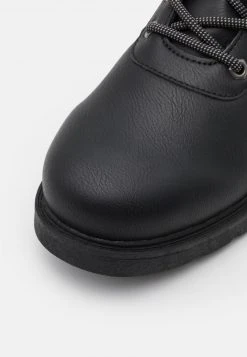 YOURTURN UNISEX - Stivaletti Stringati - Black -Sconto YOURTURN in Italia 0578e137455844df941913e489655eb8