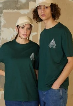 YOURTURN GRAPHIC TEE WINCENT WEISS UNISEX - T-shirt Con Stampa - Dark Green 12 YOURTURN GRAPHIC TEE WINCENT WEISS UNISEX - T-shirt Con Stampa - Dark Green -Sconto YOURTURN in Italia 1b01986f46b4474882aecb23ce3e7268