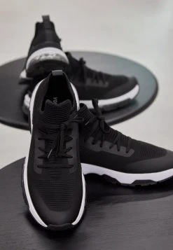 YOURTURN Sneakers Basse - Black, Uomo -Sconto YOURTURN in Italia 1b93dafae1774790b4ac04d8fbd65d36