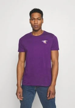 YOURTURN UNISEX - T-shirt Con Stampa - Purple 10 YOURTURN UNISEX - T-shirt Con Stampa - Purple -Sconto YOURTURN in Italia 21e011f5d7c641b99facc87125d5e88e