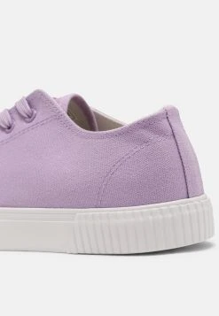 YOURTURN UNISEX - Sneakers Basse - Lilac -Sconto YOURTURN in Italia 22f596db26454ebba56ed5a036490300