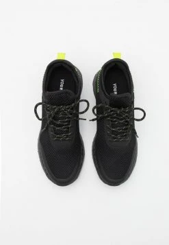 YOURTURN UNISEX - Sneakers Basse - Black -Sconto YOURTURN in Italia 3f982efa3223457b82df30fd39da7433