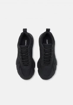 YOURTURN UNISEX - Sneakers Basse - Black -Sconto YOURTURN in Italia 444176f1f49948c9a5800b0c674bc2c9