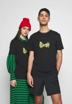YOURTURN UNISEX - T-shirt Con Stampa - Black 10 YOURTURN UNISEX - T-shirt Con Stampa - Black -Sconto YOURTURN in Italia 44ea067a2846454ab0afae9c88211210