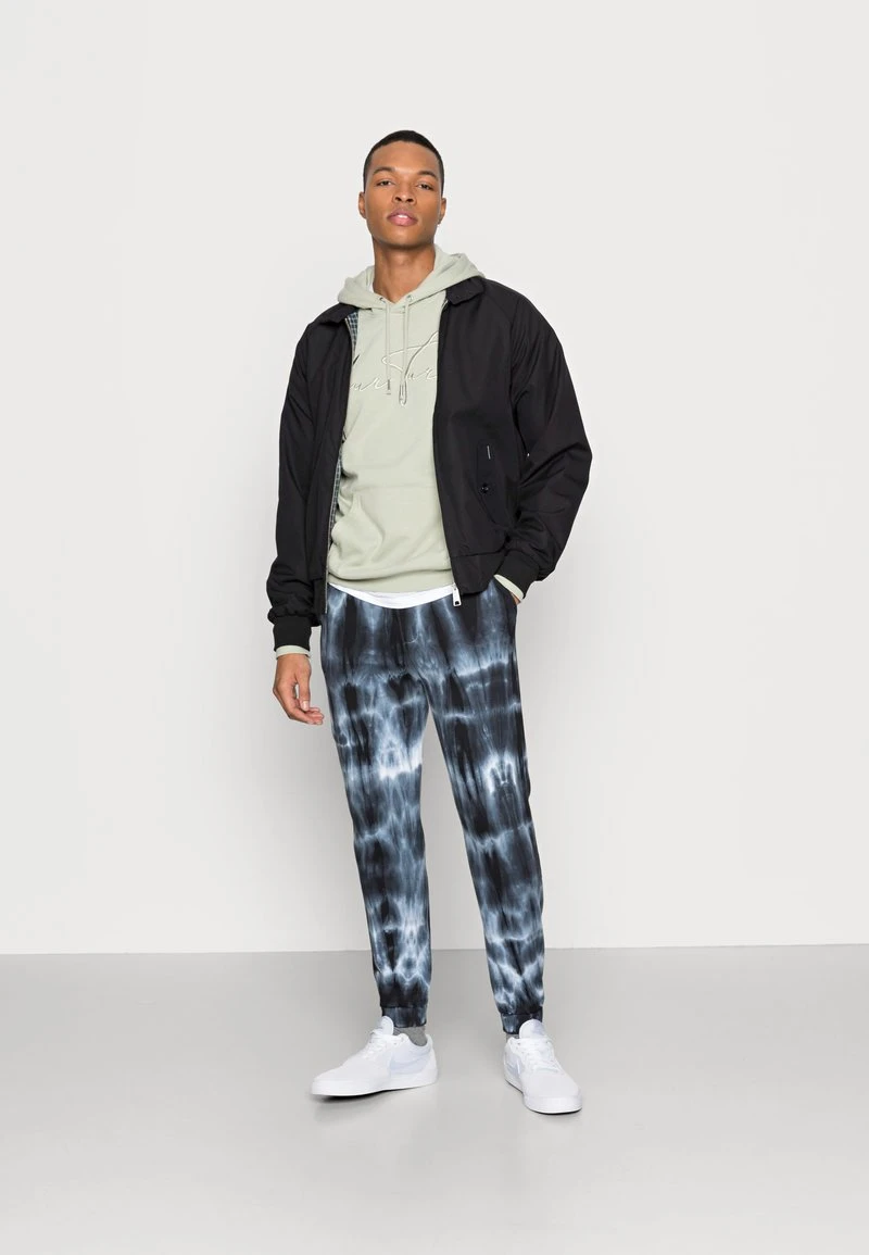 YOURTURN BOLD BRANDING HOODIE UNISEX - Felpa Con Cappuccio - Green 4 YOURTURN BOLD BRANDING HOODIE UNISEX - Felpa Con Cappuccio - Green - immagine 2