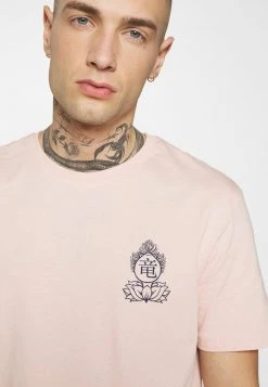 YOURTURN UNISEX - T-shirt Con Stampa - Pink 11 YOURTURN UNISEX - T-shirt Con Stampa - Pink -Sconto YOURTURN in Italia 5a6198a0fb874f559464a40be1b4db93