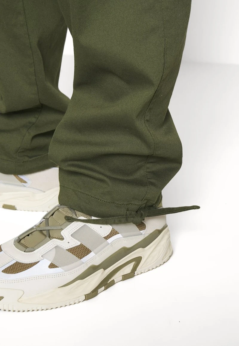 YOURTURN UNISEX - Pantaloni Cargo - Light Green 9 YOURTURN UNISEX - Pantaloni Cargo - Light Green - immagine 7