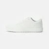 YOURTURN Unisex Sneakers Basse - White 2 YOURTURN Unisex Sneakers Basse - White -Sconto YOURTURN in Italia 6f62c4ad5a7e487fb6a3223290fa9053