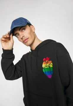 YOURTURN RAINBOW HEART HOODIE PRIDE UNISEX - Felpa Con Cappuccio - Black 19 YOURTURN RAINBOW HEART HOODIE PRIDE UNISEX - Felpa Con Cappuccio - Black -Sconto YOURTURN in Italia 70db976236ca469086e51d3e8f50580a