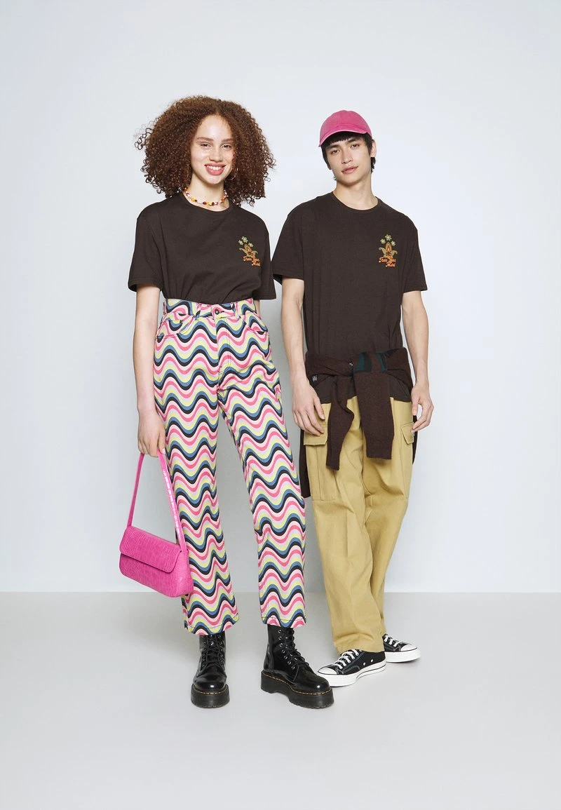 YOURTURN UNISEX - T-shirt Con Stampa - Brown 4 YOURTURN UNISEX - T-shirt Con Stampa - Brown - immagine 2