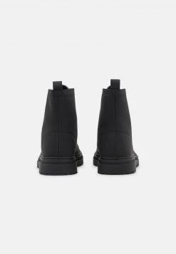 YOURTURN UNISEX - Stivaletti Stringati - Black -Sconto YOURTURN in Italia 7483e4e977e441e7802a12102e245905