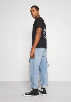 YOURTURN UNISEX - T-shirt Con Stampa - Black 13 YOURTURN UNISEX - T-shirt Con Stampa - Black -Sconto YOURTURN in Italia 7e7865e56d1e45d1b82b598fdf12ba21