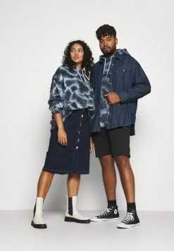 YOURTURN UNISEX - Felpa Con Cappuccio - Black 9 YOURTURN UNISEX - Felpa Con Cappuccio - Black -Sconto YOURTURN in Italia 7eca72f5e291405b858a5c59a042f8dc