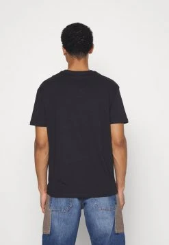 YOURTURN MICKEY MOUSE TEE UNISEX - T-shirt Con Stampa - Black 10 YOURTURN MICKEY MOUSE TEE UNISEX - T-shirt Con Stampa - Black -Sconto YOURTURN in Italia 833240c2318246ba8c48418dd6af1283