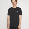 YOURTURN UNISEX - T-shirt Con Stampa - Black -Sconto YOURTURN in Italia 8937edd35f4f4e10b7f37b216ada4320