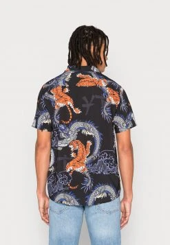 YOURTURN UNISEX - Camicia - Black 9 YOURTURN UNISEX - Camicia - Black -Sconto YOURTURN in Italia 97ad13ea3fe94ff3a65a60f02b5d1801