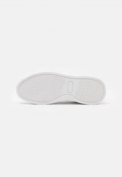 YOURTURN UNISEX - Sneakers Basse - White -Sconto YOURTURN in Italia aa257a9f2fc04ab5a308c8febb14bcc5