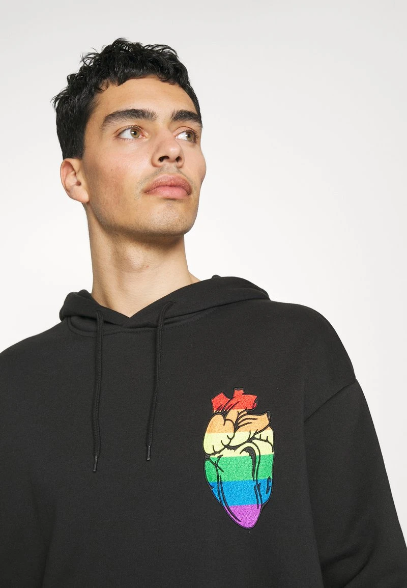 YOURTURN RAINBOW HEART HOODIE PRIDE UNISEX - Felpa Con Cappuccio - Black 8 YOURTURN RAINBOW HEART HOODIE PRIDE UNISEX - Felpa Con Cappuccio - Black - immagine 6