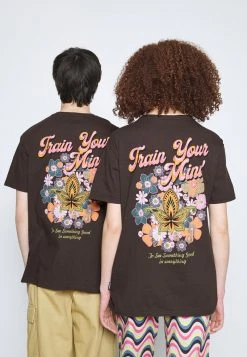 YOURTURN UNISEX - T-shirt Con Stampa - Brown 10 YOURTURN UNISEX - T-shirt Con Stampa - Brown -Sconto YOURTURN in Italia cd483775c56d45ab9cc656d76317071d