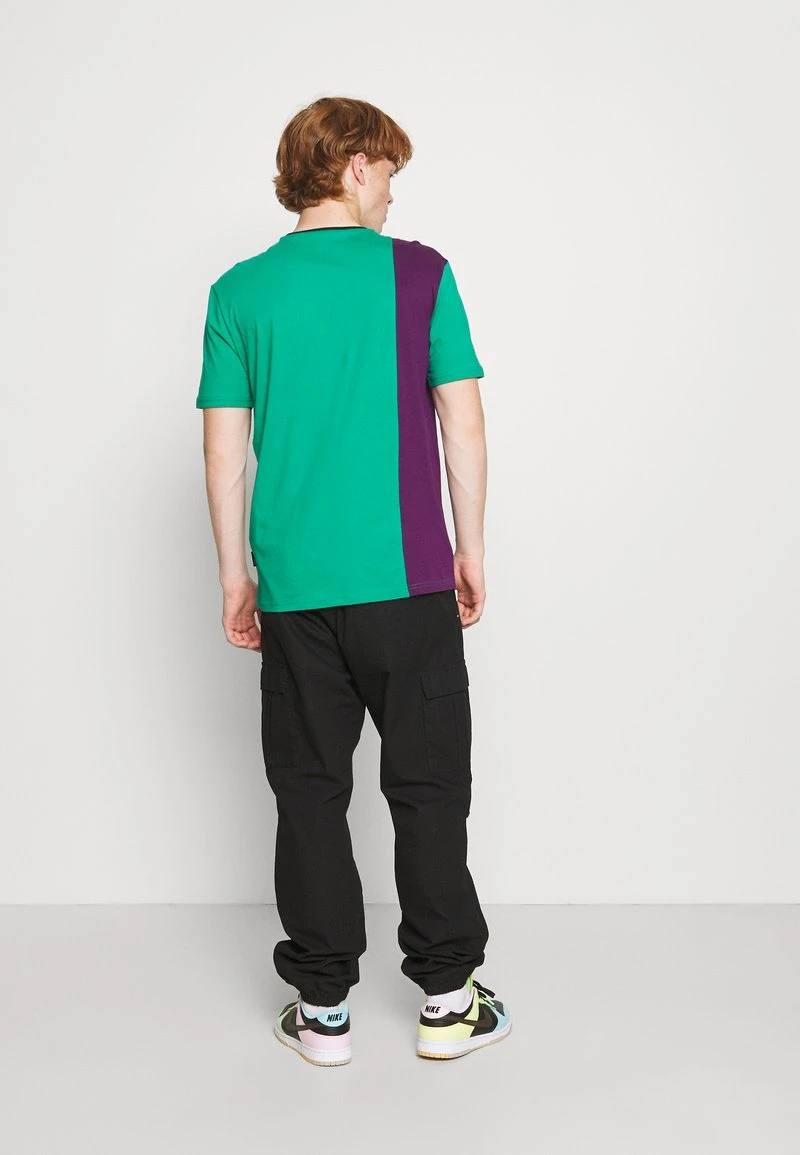 YOURTURN UNISEX - T-shirt Con Stampa - Purple/green 5 YOURTURN UNISEX - T-shirt Con Stampa - Purple/green - immagine 3