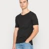 YOURTURN STEP TEE UNISEX - T-shirt Basic - Black -Sconto YOURTURN in Italia d9fdb4ac957742c39441b67bb7c186c1
