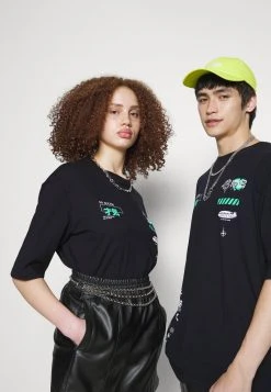 YOURTURN GRAPHIC TEE UNISEX - T-shirt Con Stampa - Black 11 YOURTURN GRAPHIC TEE UNISEX - T-shirt Con Stampa - Black -Sconto YOURTURN in Italia e64c0883a4f14193a659548c9f695f84