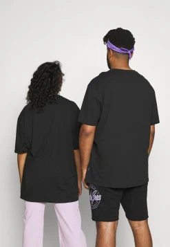 YOURTURN UNISEX - T-shirt Con Stampa - Black 10 YOURTURN UNISEX - T-shirt Con Stampa - Black -Sconto YOURTURN in Italia f4826b6e34a9467dafca4bc68d25064f