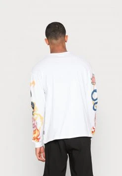 YOURTURN GRAPHIC SHIRT UNISEX - Maglietta A Manica Lunga - White 9 YOURTURN GRAPHIC SHIRT UNISEX - Maglietta A Manica Lunga - White -Sconto YOURTURN in Italia f85971e1c3124340b796dfcd7160c53a