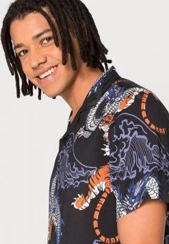 YOURTURN UNISEX - Camicia - Black 11 YOURTURN UNISEX - Camicia - Black -Sconto YOURTURN in Italia f9bdc9f5524a451a8d3c71f7b02b622b