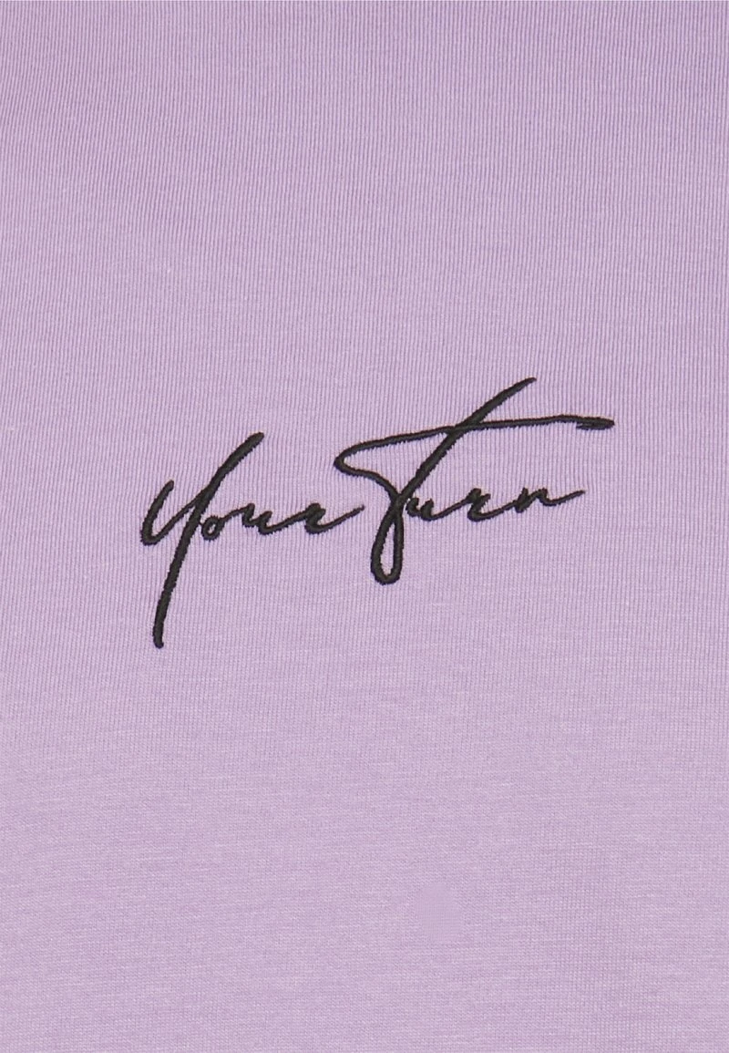 YOURTURN UNISEX - T-shirt Con Stampa - Lilac 5 YOURTURN UNISEX - T-shirt Con Stampa - Lilac - immagine 3