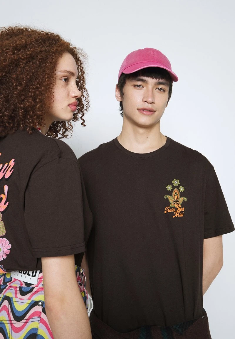 YOURTURN UNISEX - T-shirt Con Stampa - Brown 3 YOURTURN UNISEX - T-shirt Con Stampa - Brown